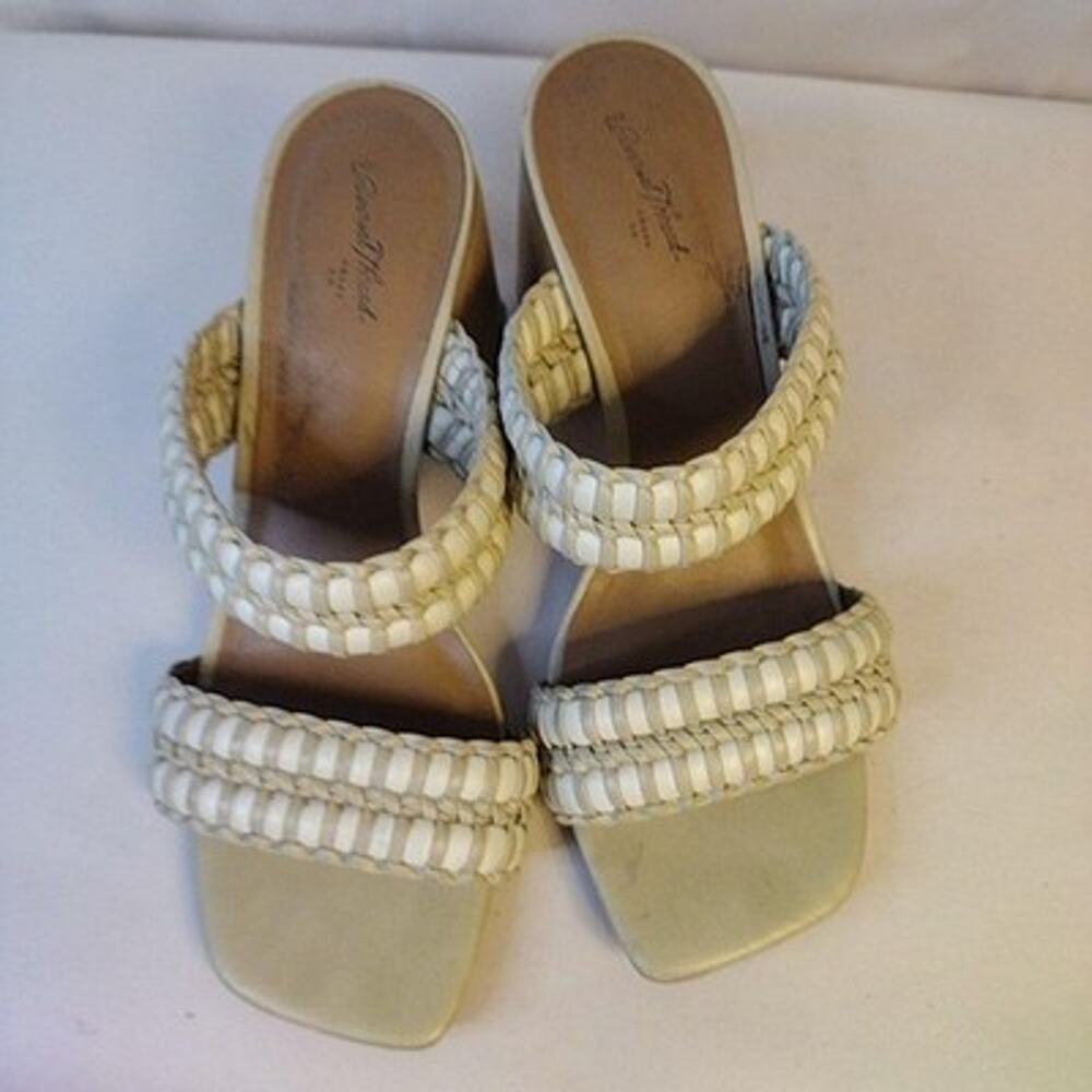Universal Thread Sandals Womens Size 6 White Braided Block Heel Slide Slip On